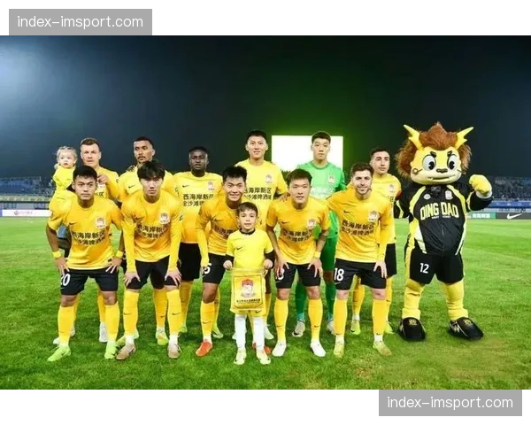 深圳新鹏城1-0小胜青岛西海岸,取得赛季首胜 深圳新鹏城1-0小胜青岛西海岸,取得赛季首胜